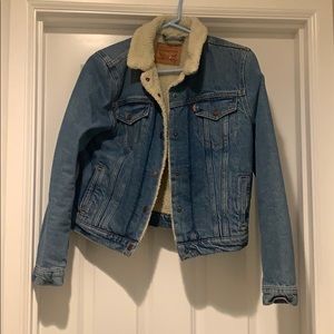 Levi’s Sherpa lined denim jacket